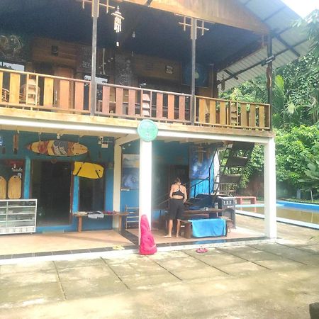 Air Manis Secret Surfcamp Apartment Taluk Batung Екстериор снимка