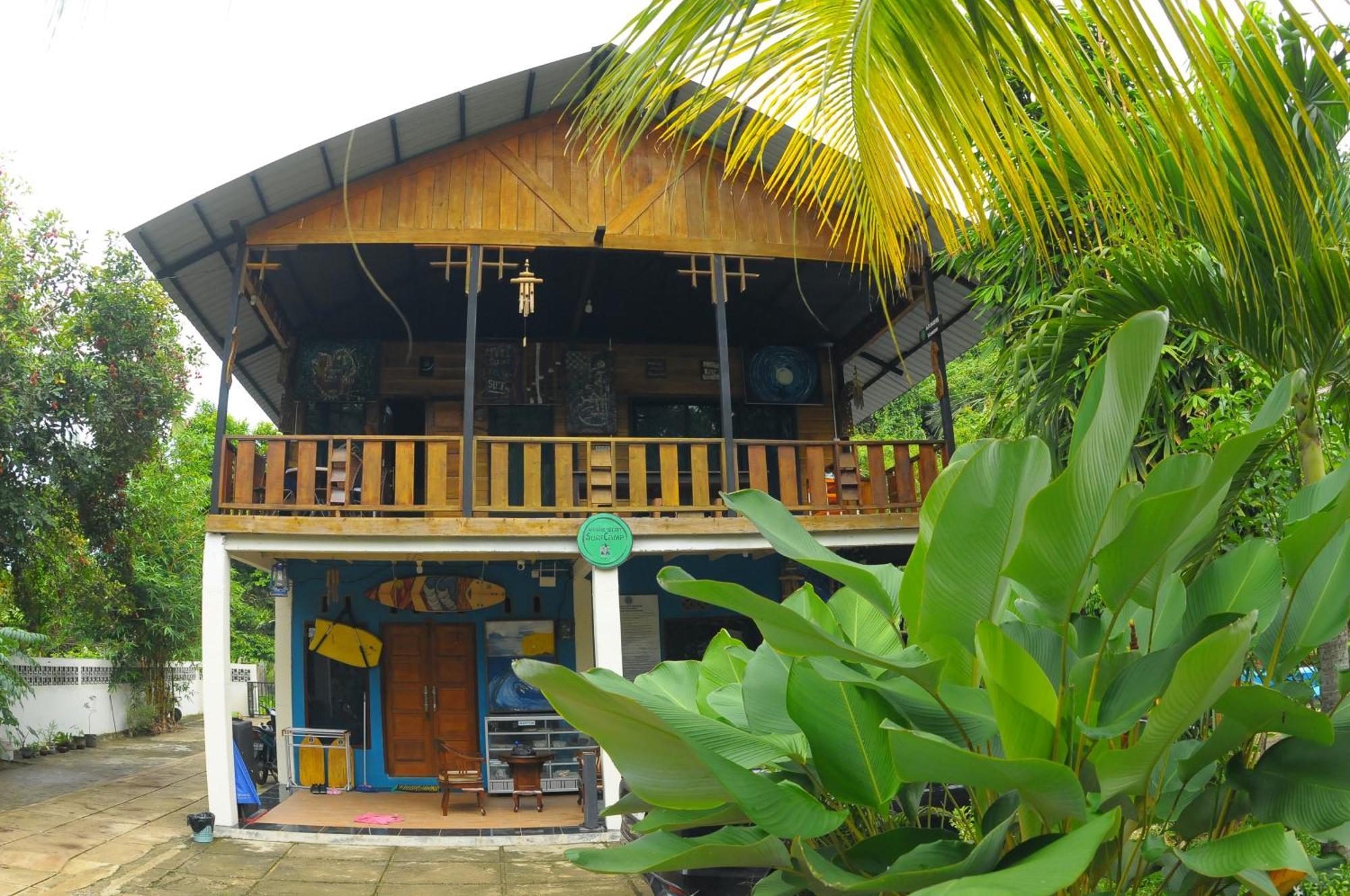 Air Manis Secret Surfcamp Apartment Taluk Batung Екстериор снимка